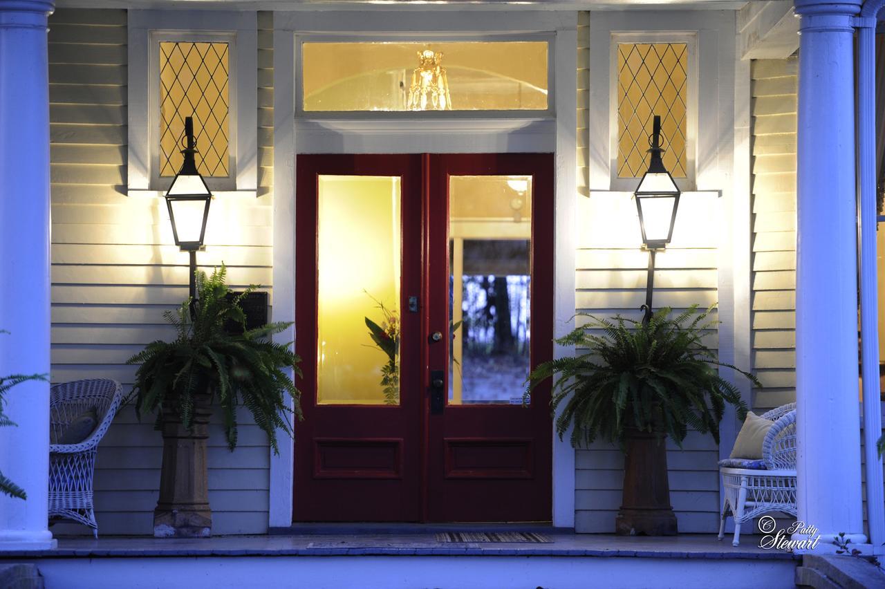 Clermont Bluffs Bed & Breakfast Натчес Екстериор снимка