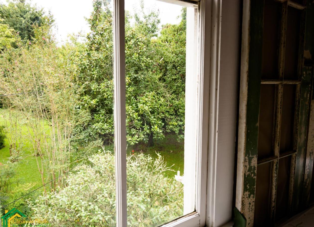 Clermont Bluffs Bed & Breakfast Натчес Стая снимка